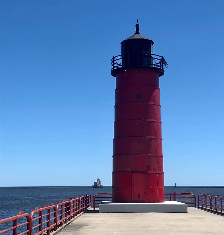 Milwaukee Pierhead Lighthouse