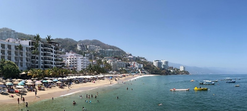 Playa Los Muertos, one of Puerto Vallarta's most popular beaches