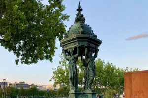 Read more about the article 🇫🇷 Can You Drink Tap Water in Paris? What to Know