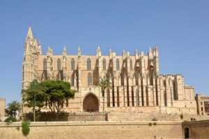Read more about the article 10 Stunning Europe Cathedrals and Basilicas You’ll Love